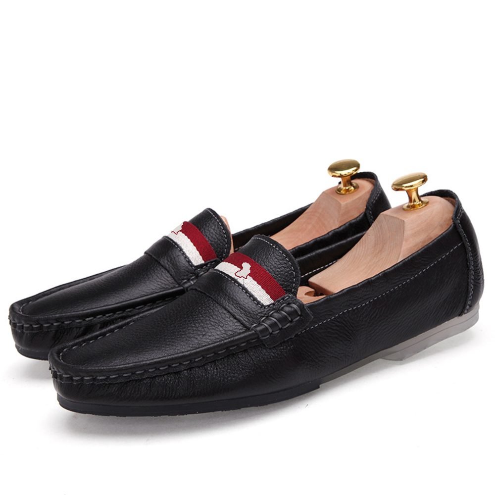 Black signature loafer